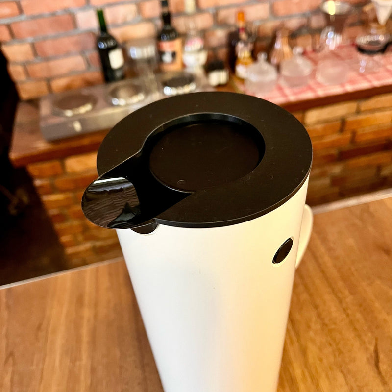 ステルトン / Stelton クラシックバキュームジャグ ホワイト 1L