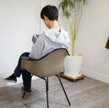 ハーマンミラー /  Herman Miller アームシェルチェア ナウガレザー ブラック Hベース チャールズ＆レイ・イームズ ヴィンテージ