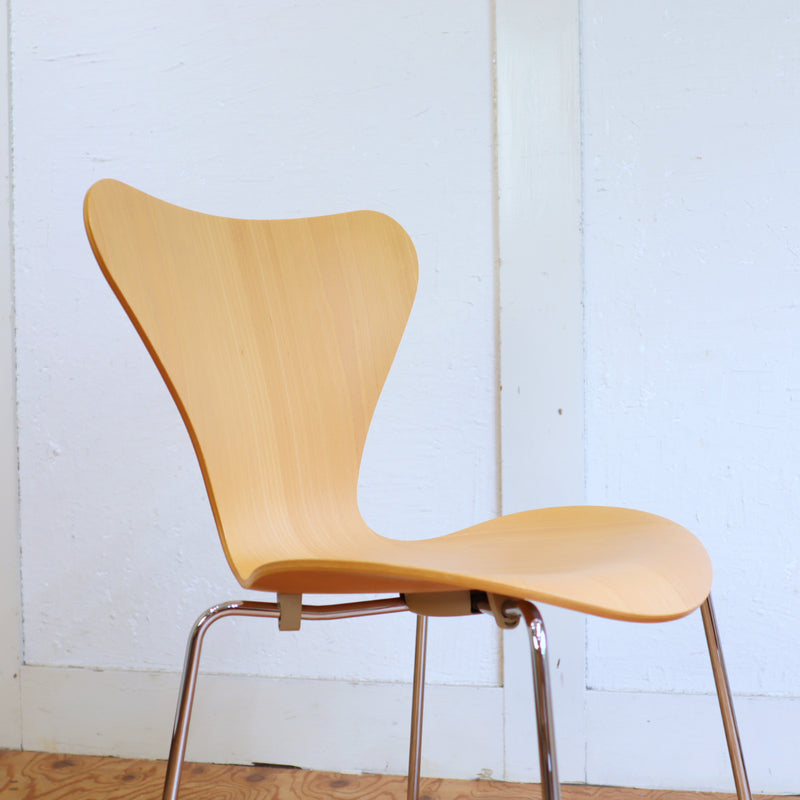 フリッツ・ハンセン / FRITZ HANSEN セブンチェア アルネ・ヤコブセン ビーチ 中古